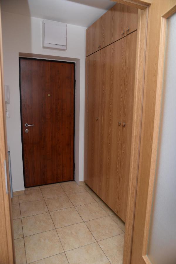 Studio Apartman Lukavica Сараево Экстерьер фото