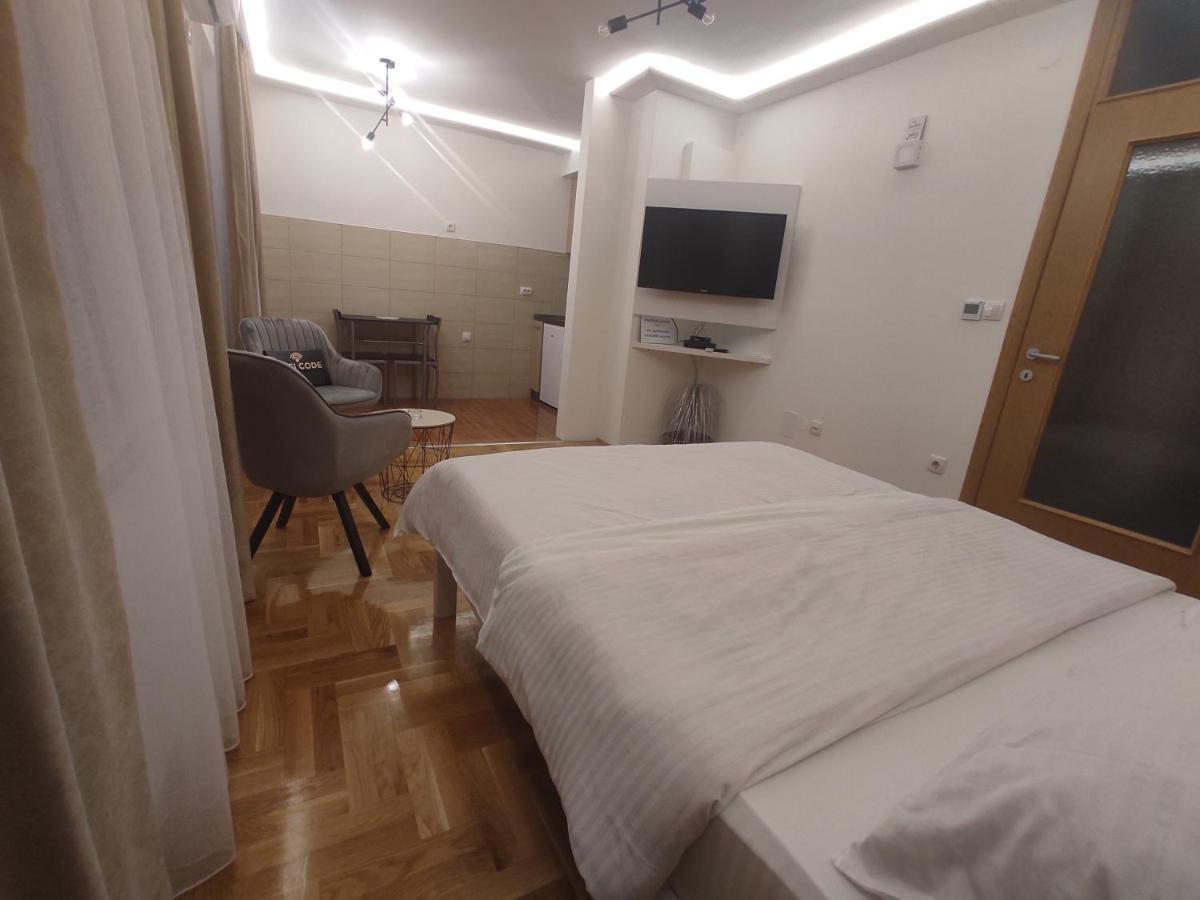 Studio Apartman Lukavica Сараево Экстерьер фото